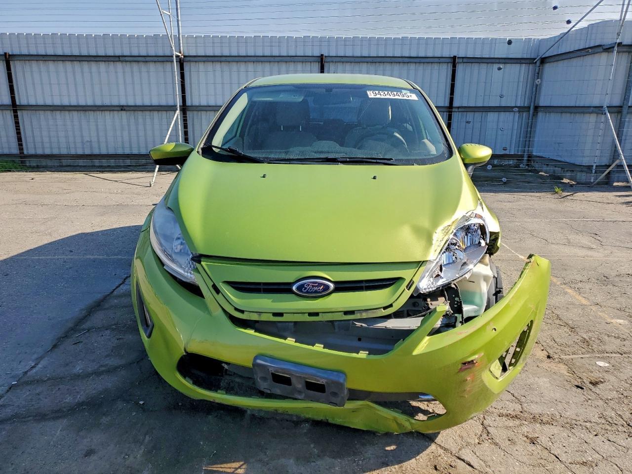 2011 FORD Fiesta
