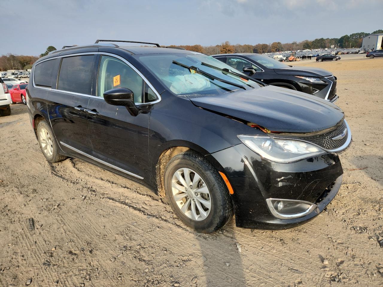 2019 CHRYSLER Pacifica