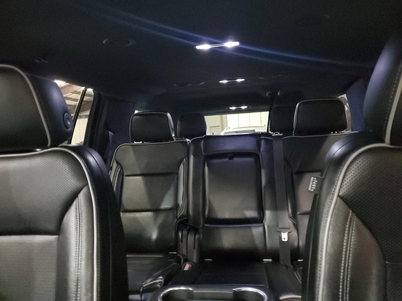 2021 CHEVROLET Suburban