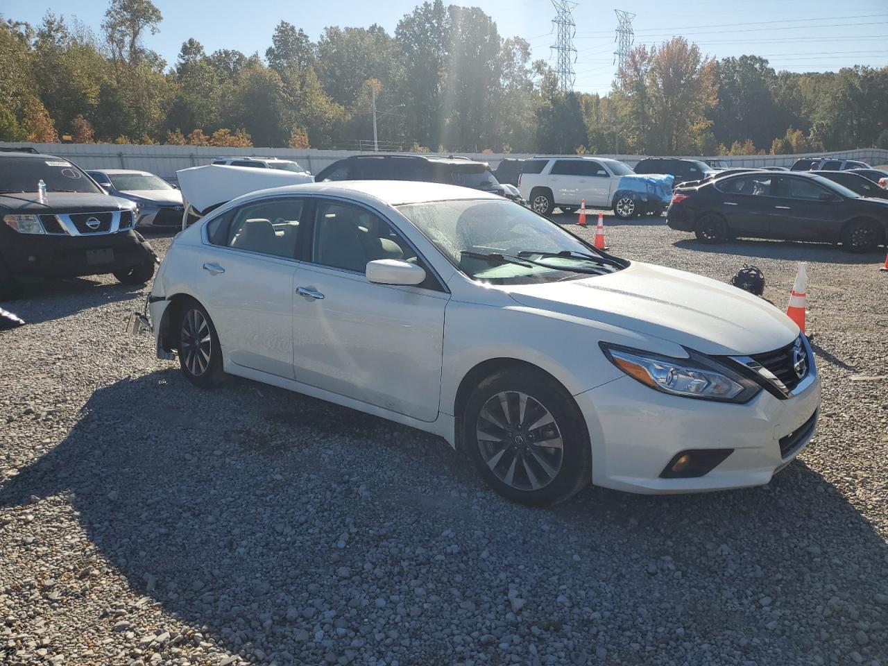 2017 NISSAN ALTIMA