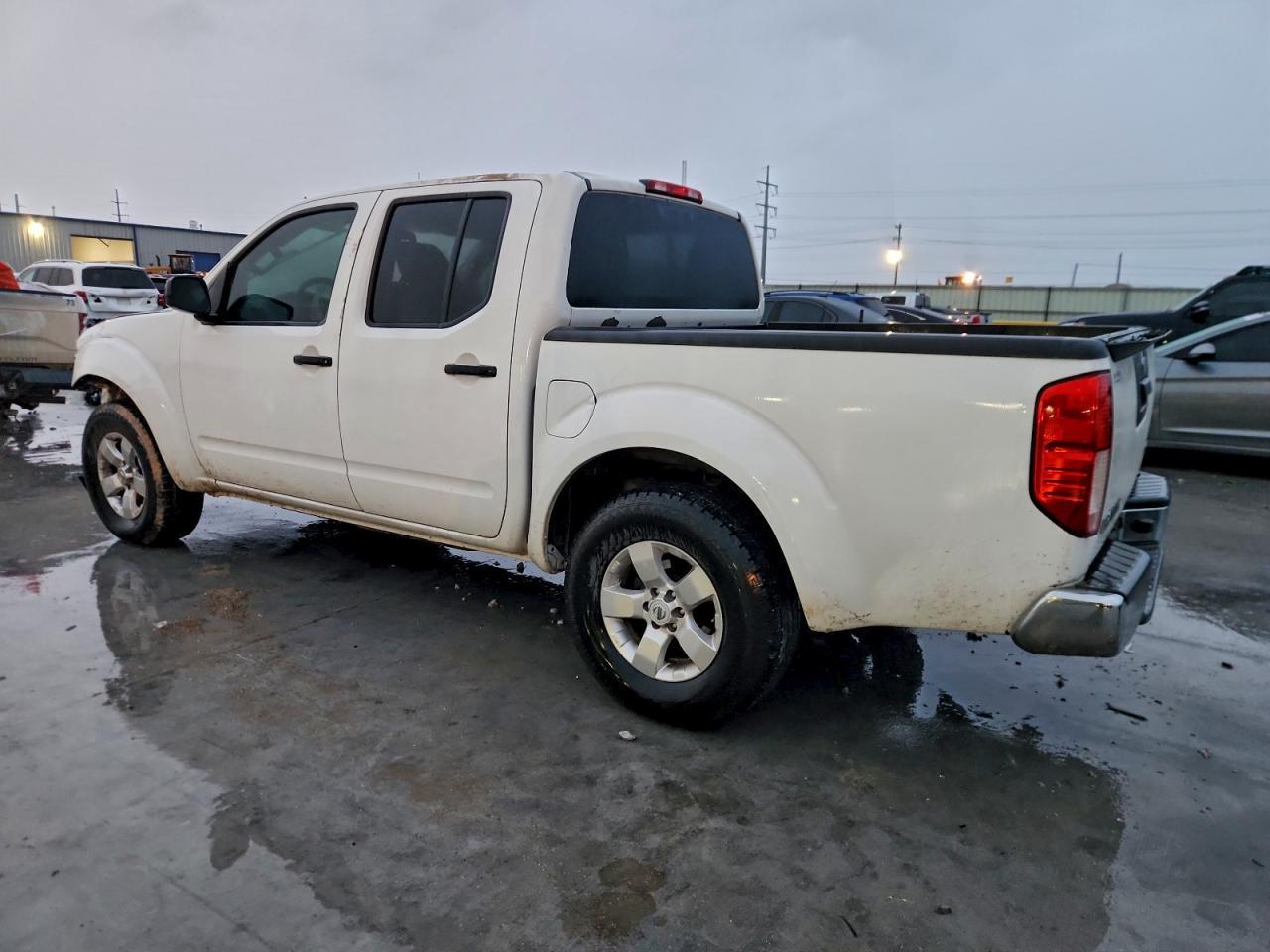 2013 NISSAN Frontier