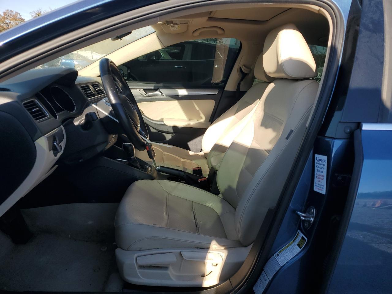 2015 VOLKSWAGEN JETTA