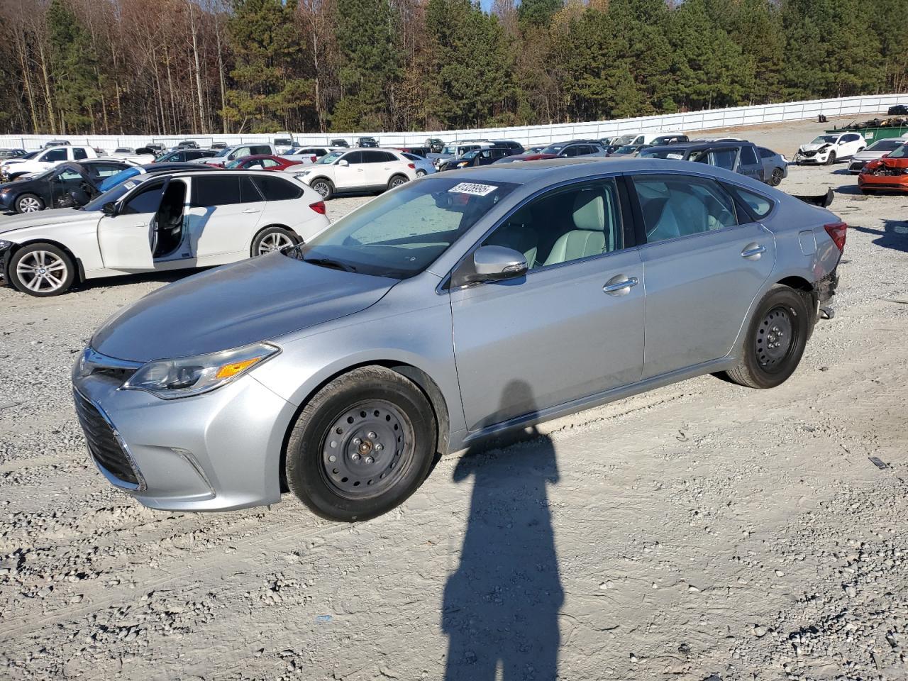 2016 TOYOTA Avalon