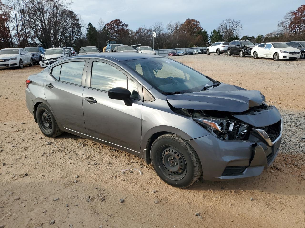 2020 NISSAN VERSA