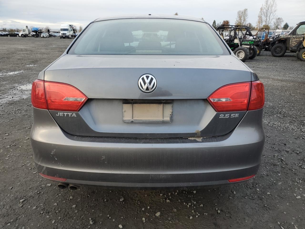 2011 VOLKSWAGEN JETTA