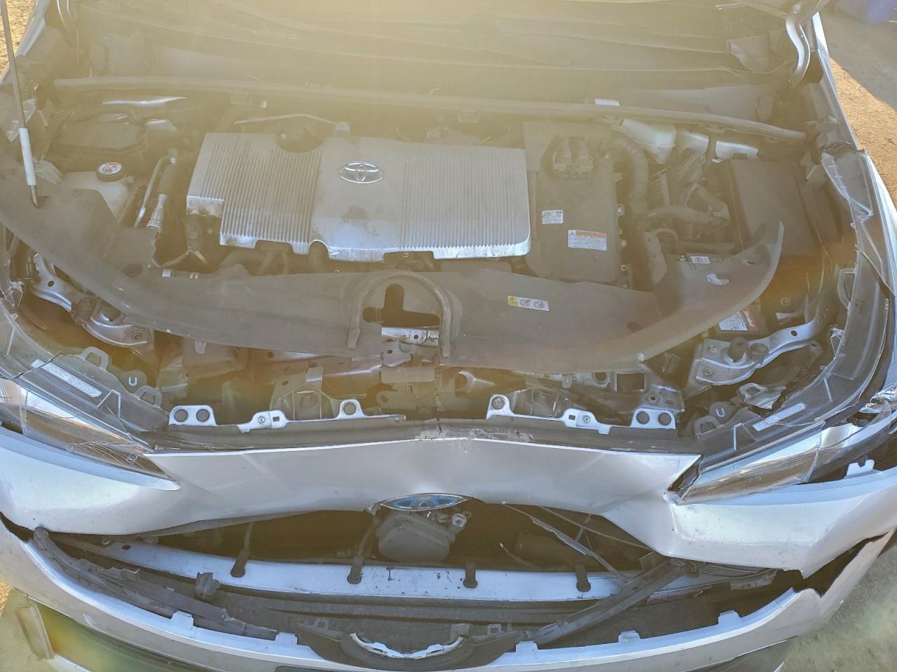 2019 TOYOTA PRIUS