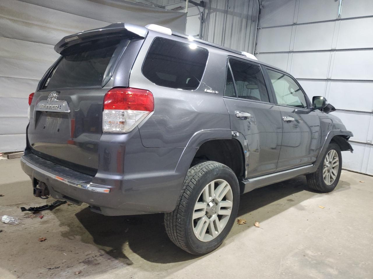 2013 TOYOTA 4Runner