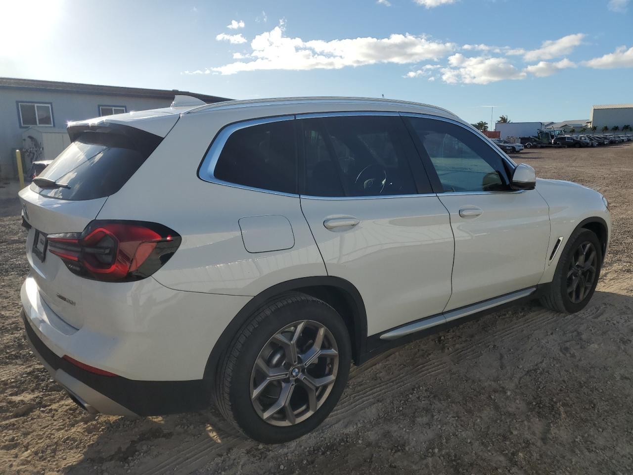 2022 BMW X3