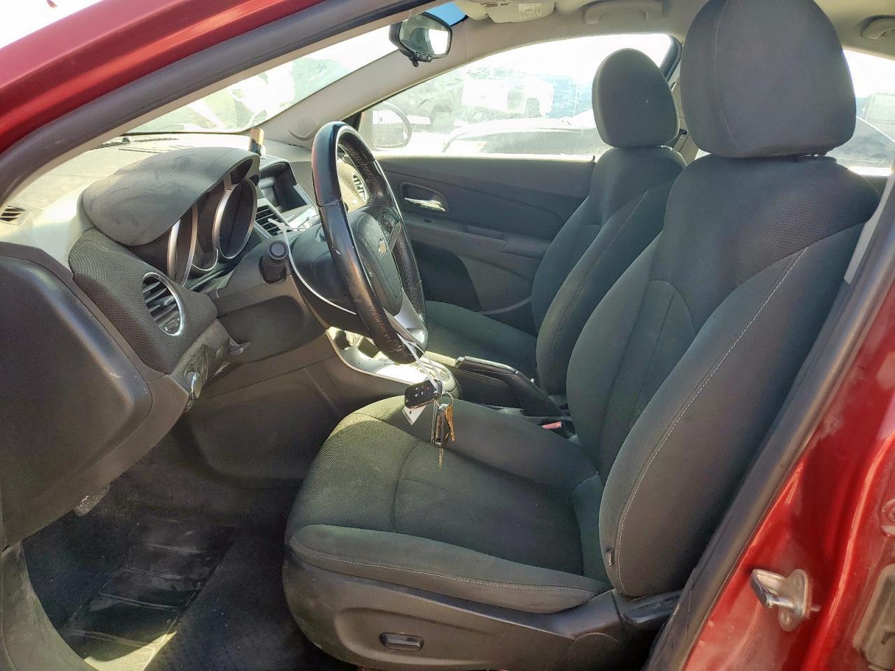 2011 CHEVROLET CRUZE