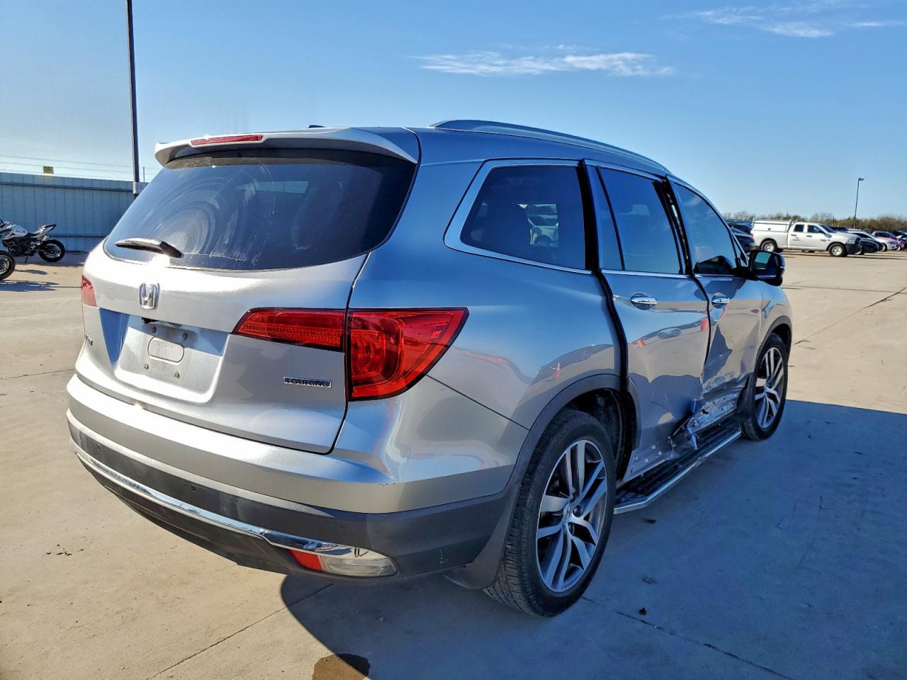 2018 HONDA PILOT