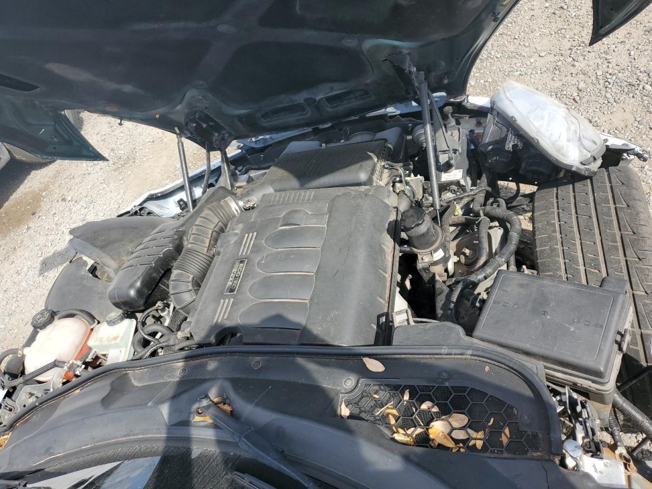 2009 SATURN Sky