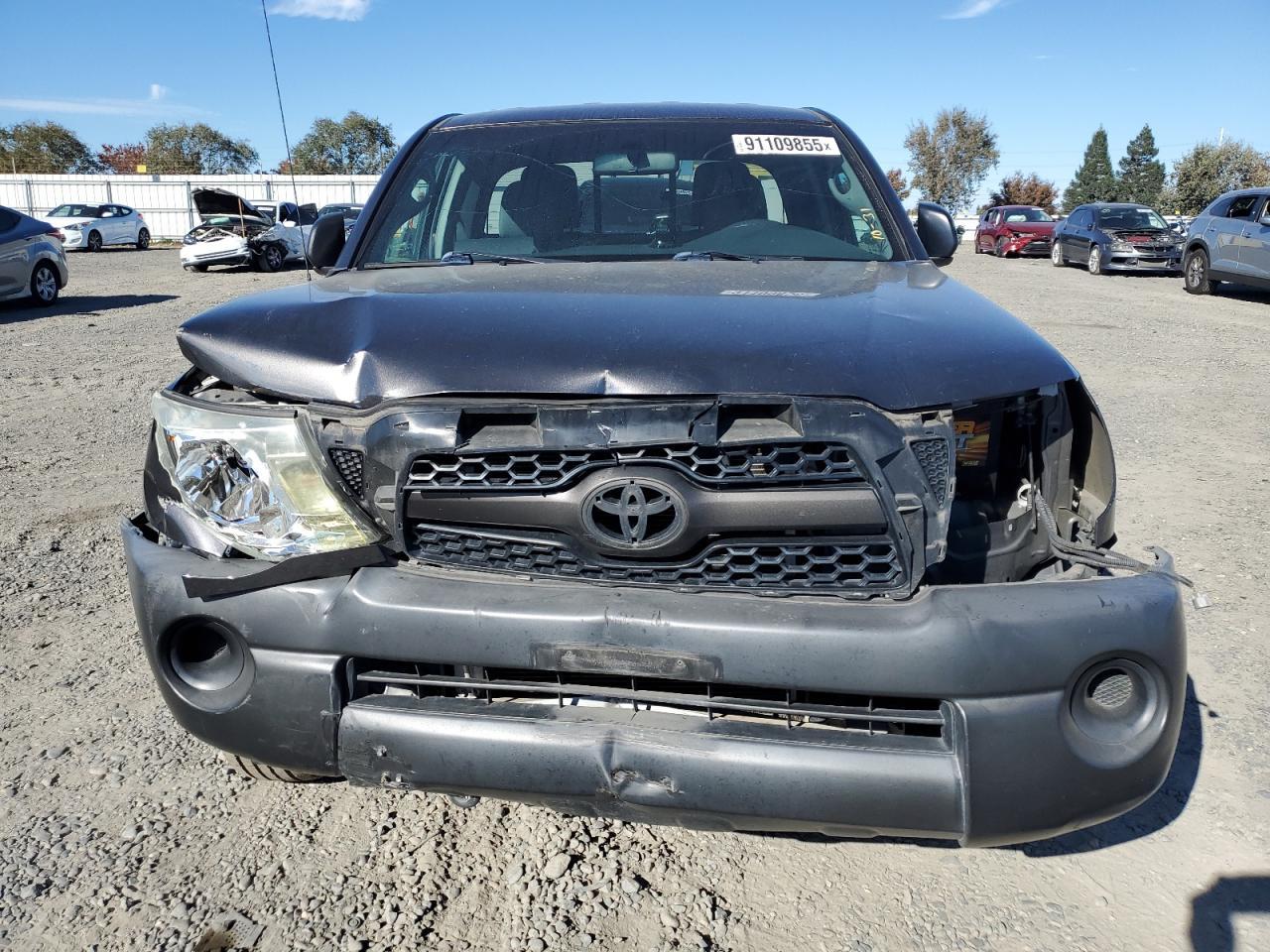 2011 TOYOTA TACOMA