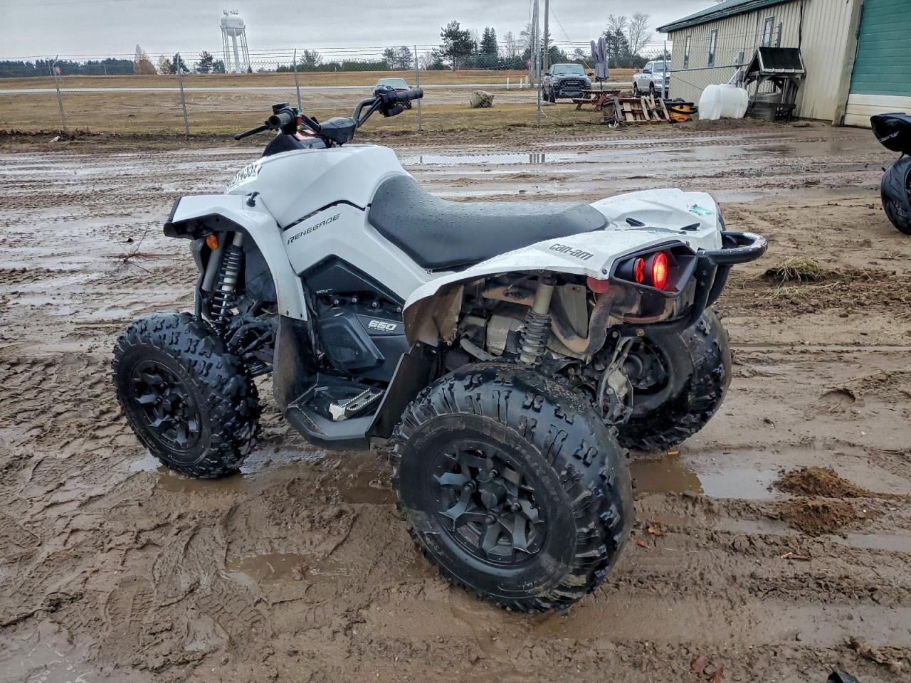 2023 CAN-AM Renegade