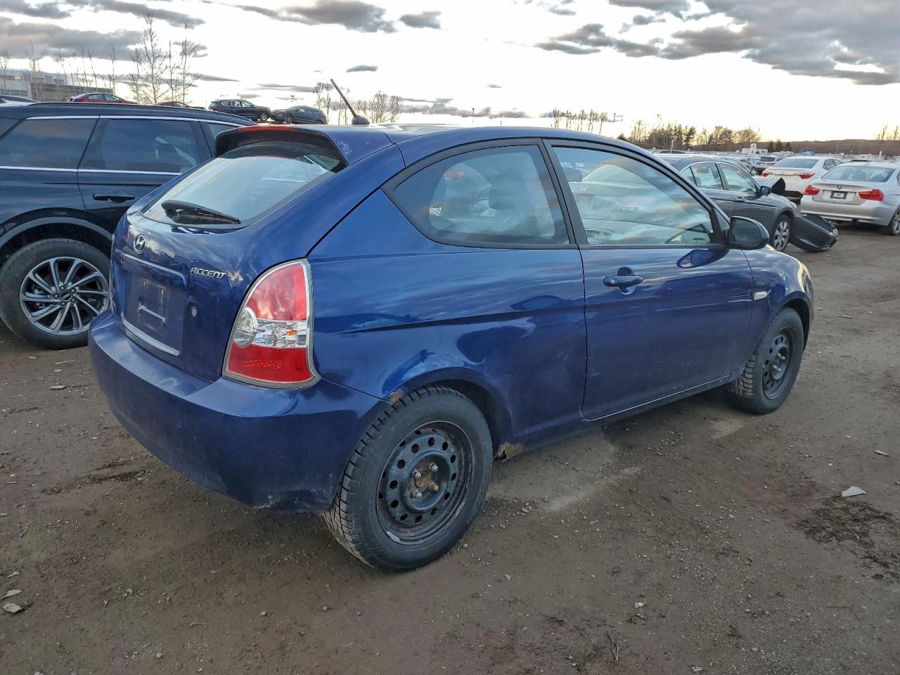 2009 HYUNDAI ACCENT