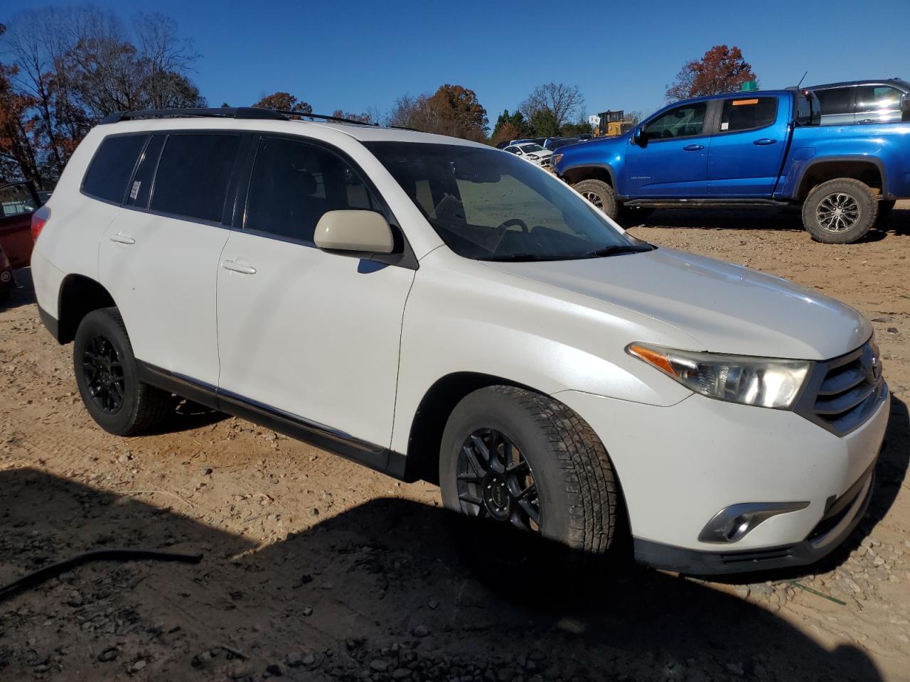 2011 TOYOTA HIGHLANDER
