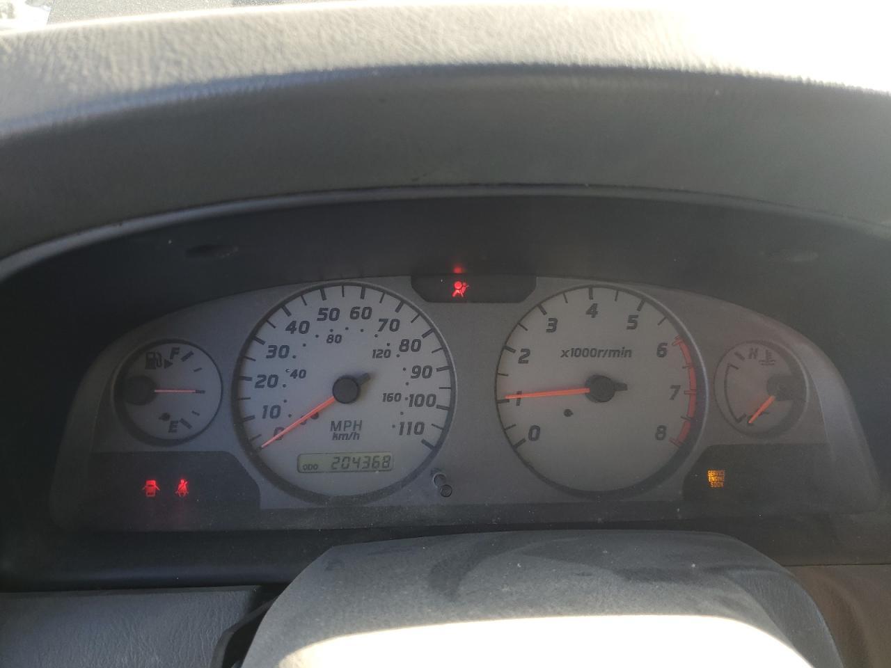 2001 NISSAN Frontier