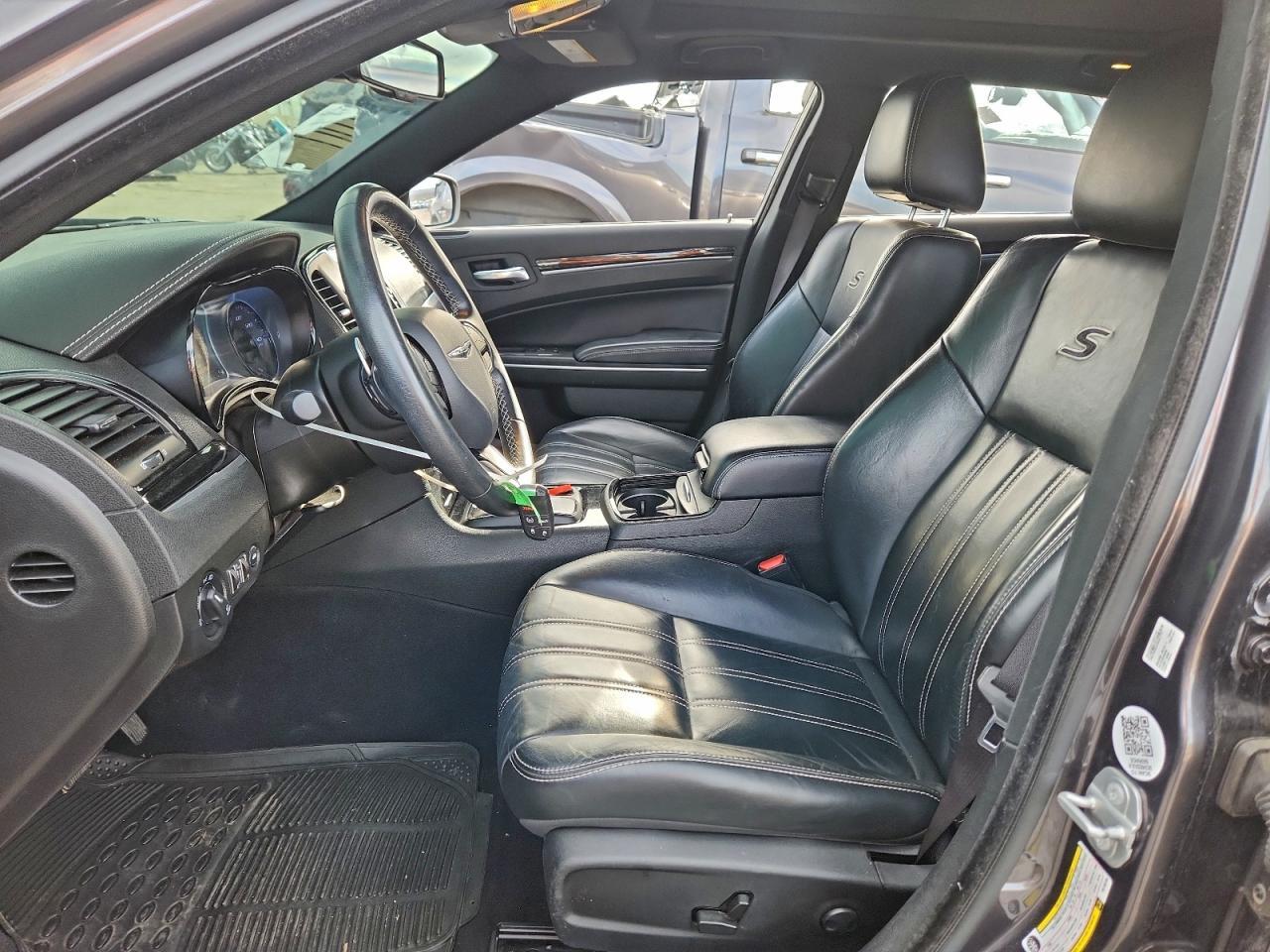 2022 CHRYSLER 300