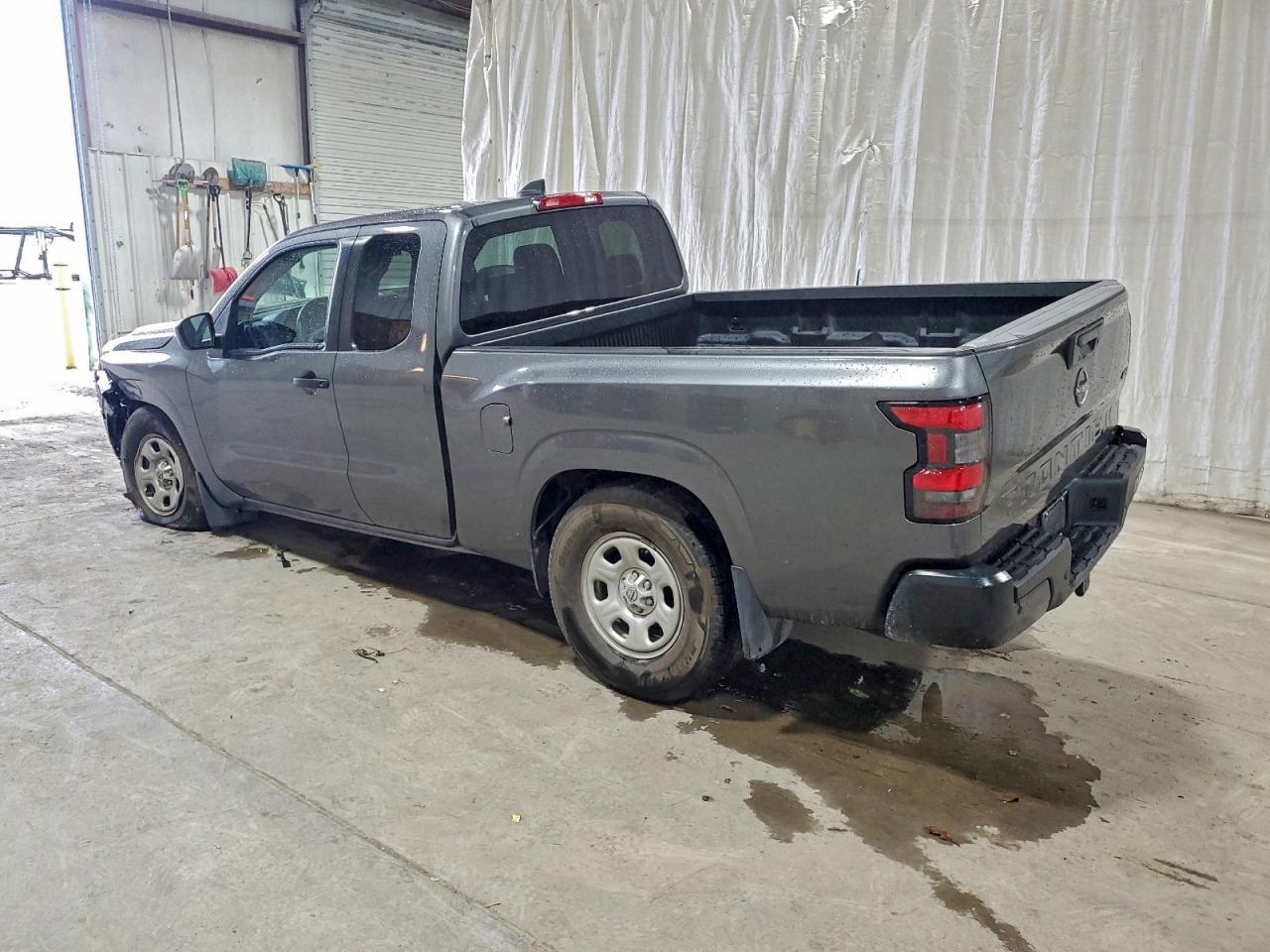 2022 NISSAN Frontier