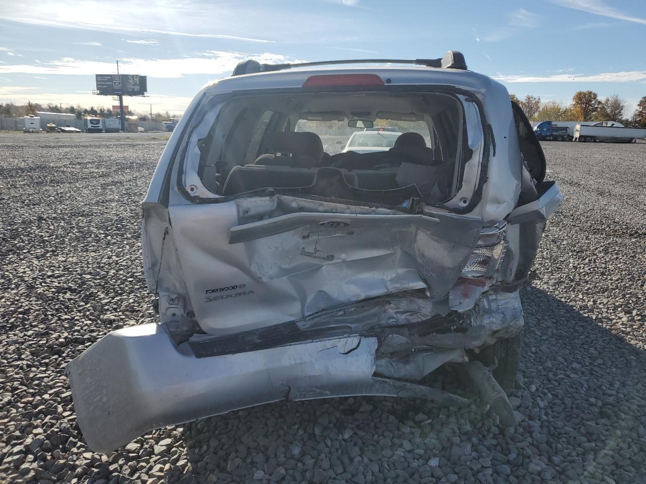 2008 KIA SEDONA