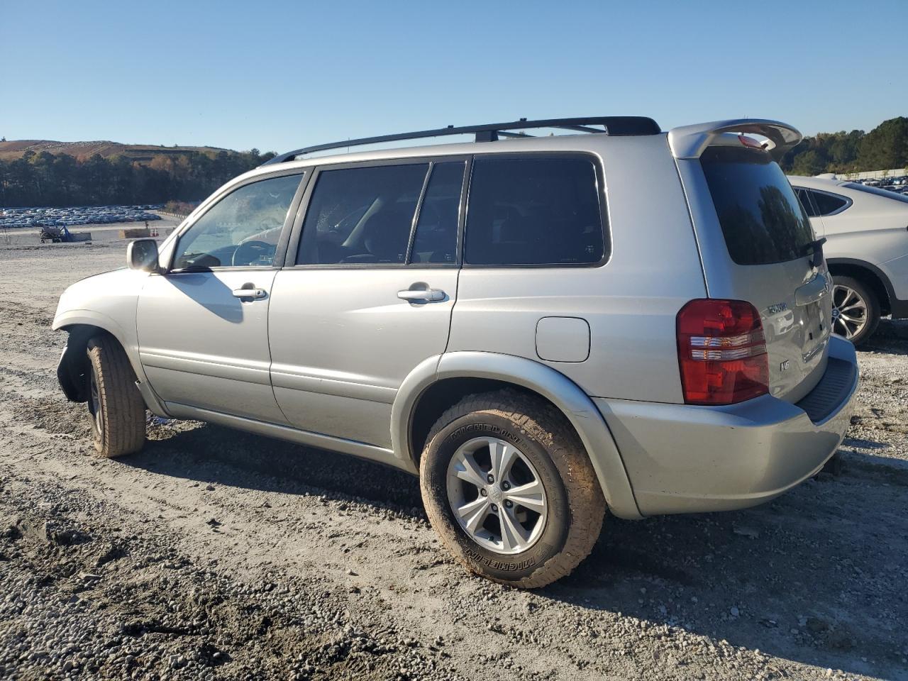 2001 TOYOTA HIGHLANDER