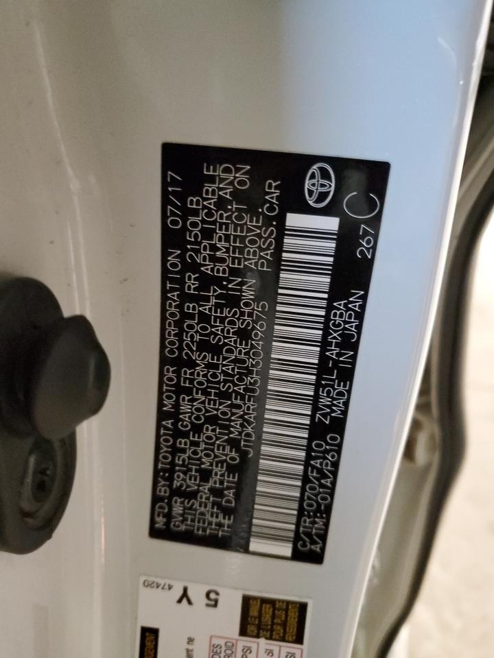 2017 TOYOTA PRIUS