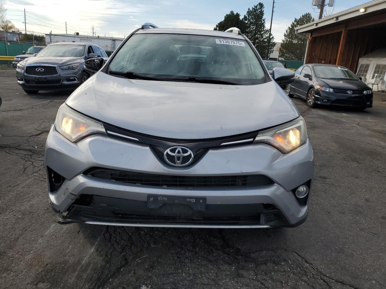 2016 TOYOTA RAV4