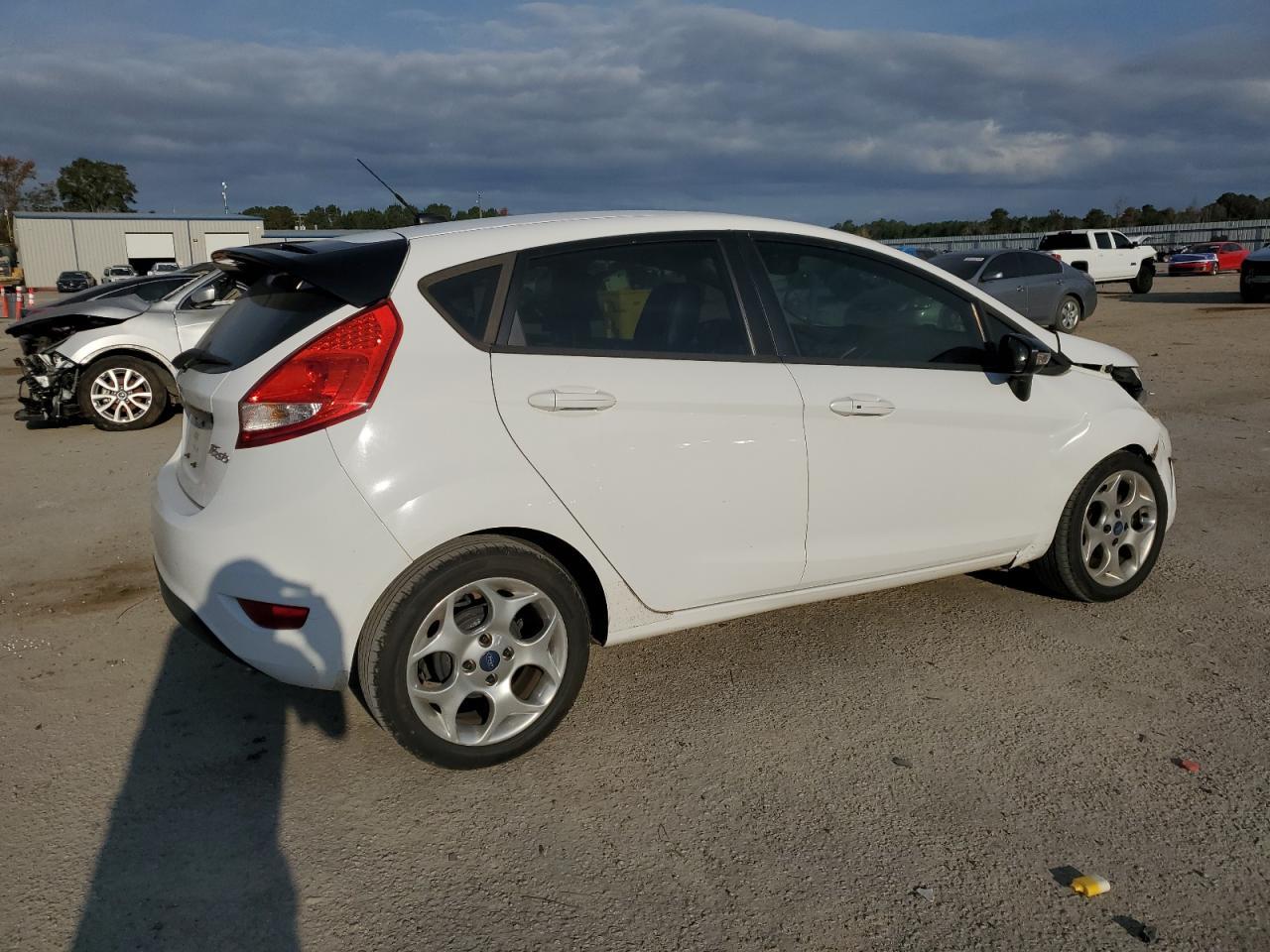 2012 FORD Fiesta