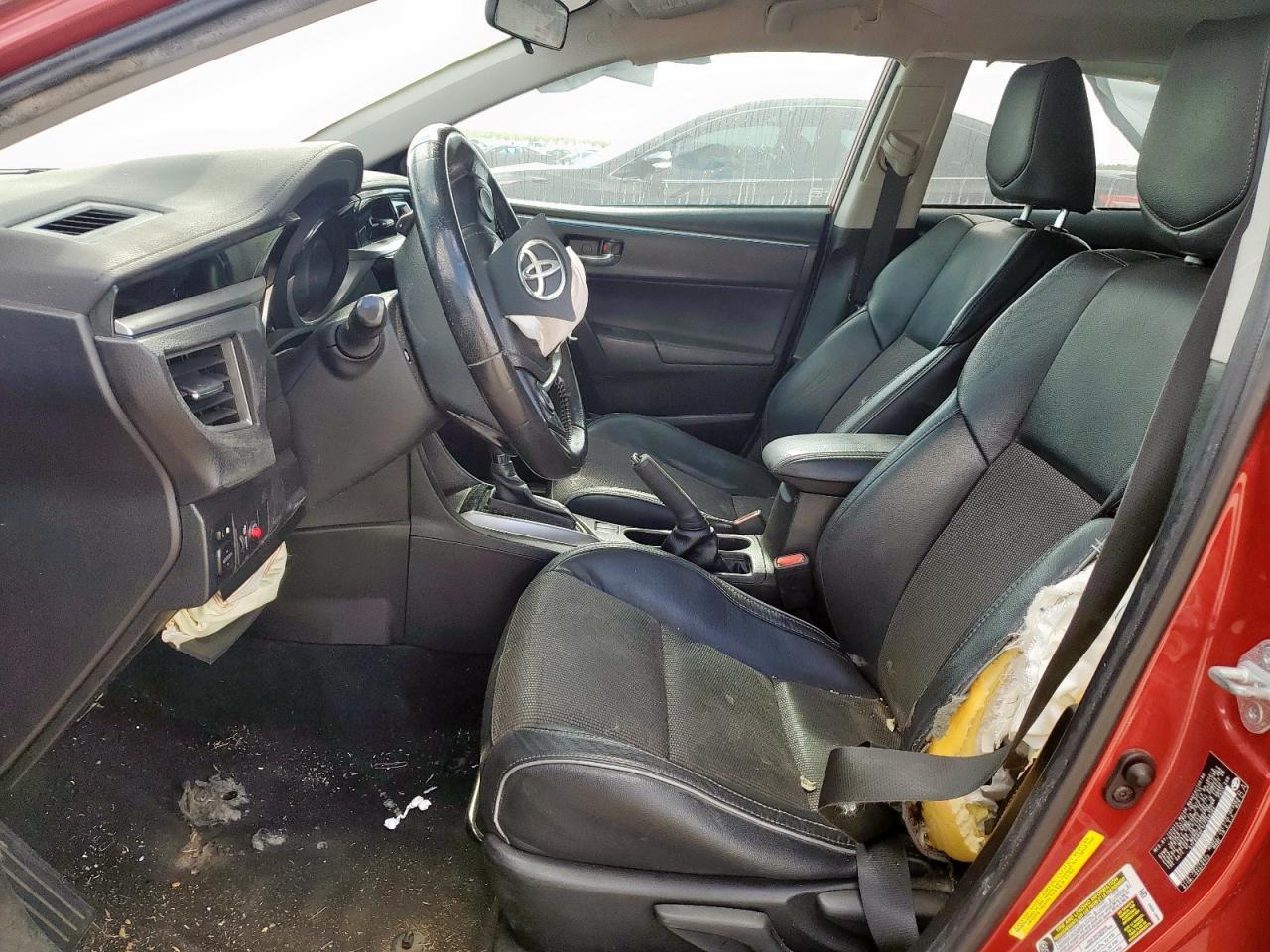 2015 TOYOTA COROLLA