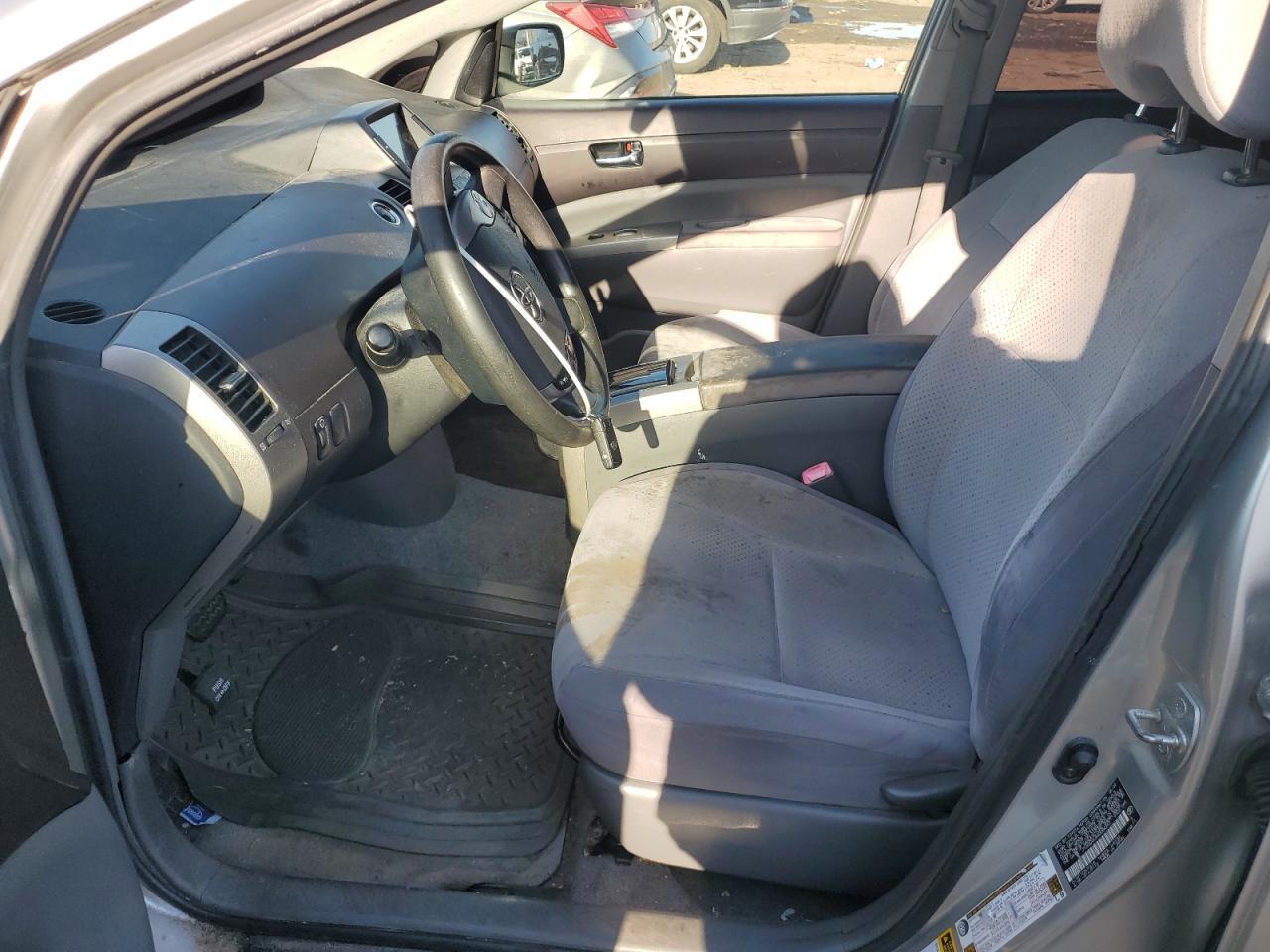 2004 TOYOTA PRIUS
