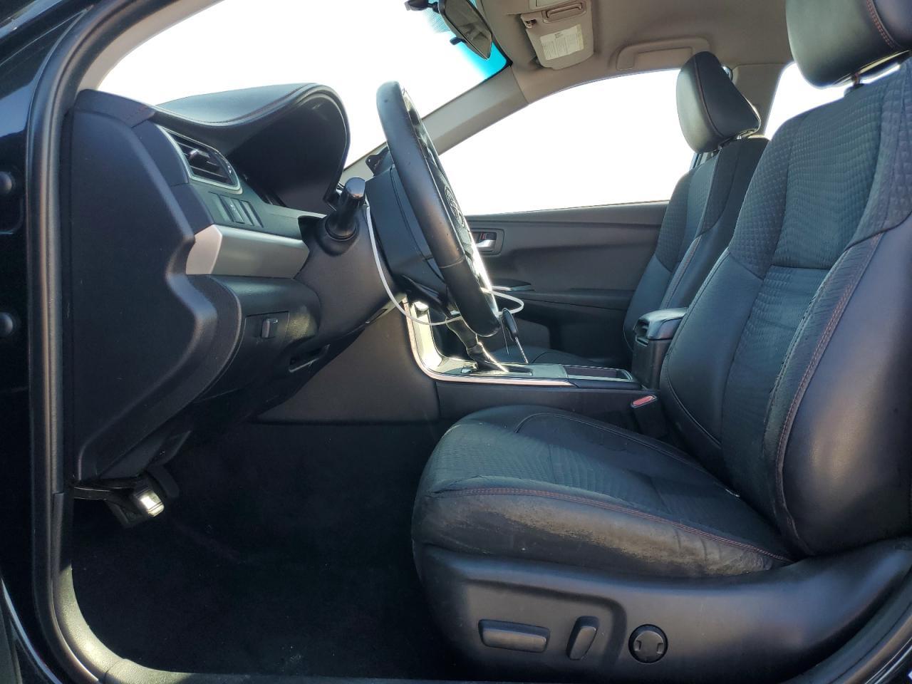 2015 TOYOTA CAMRY