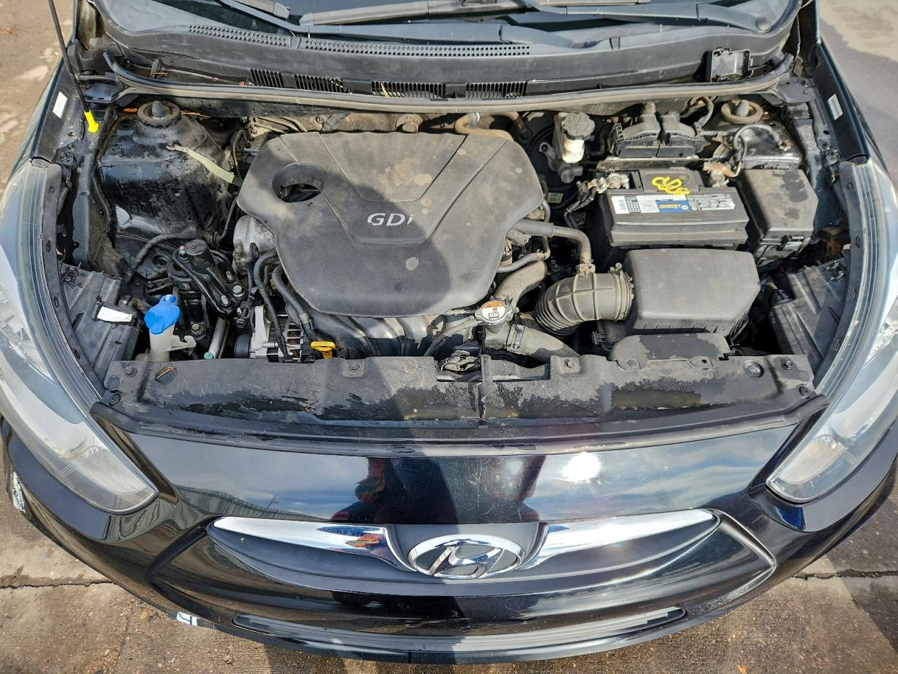 2012 HYUNDAI ACCENT