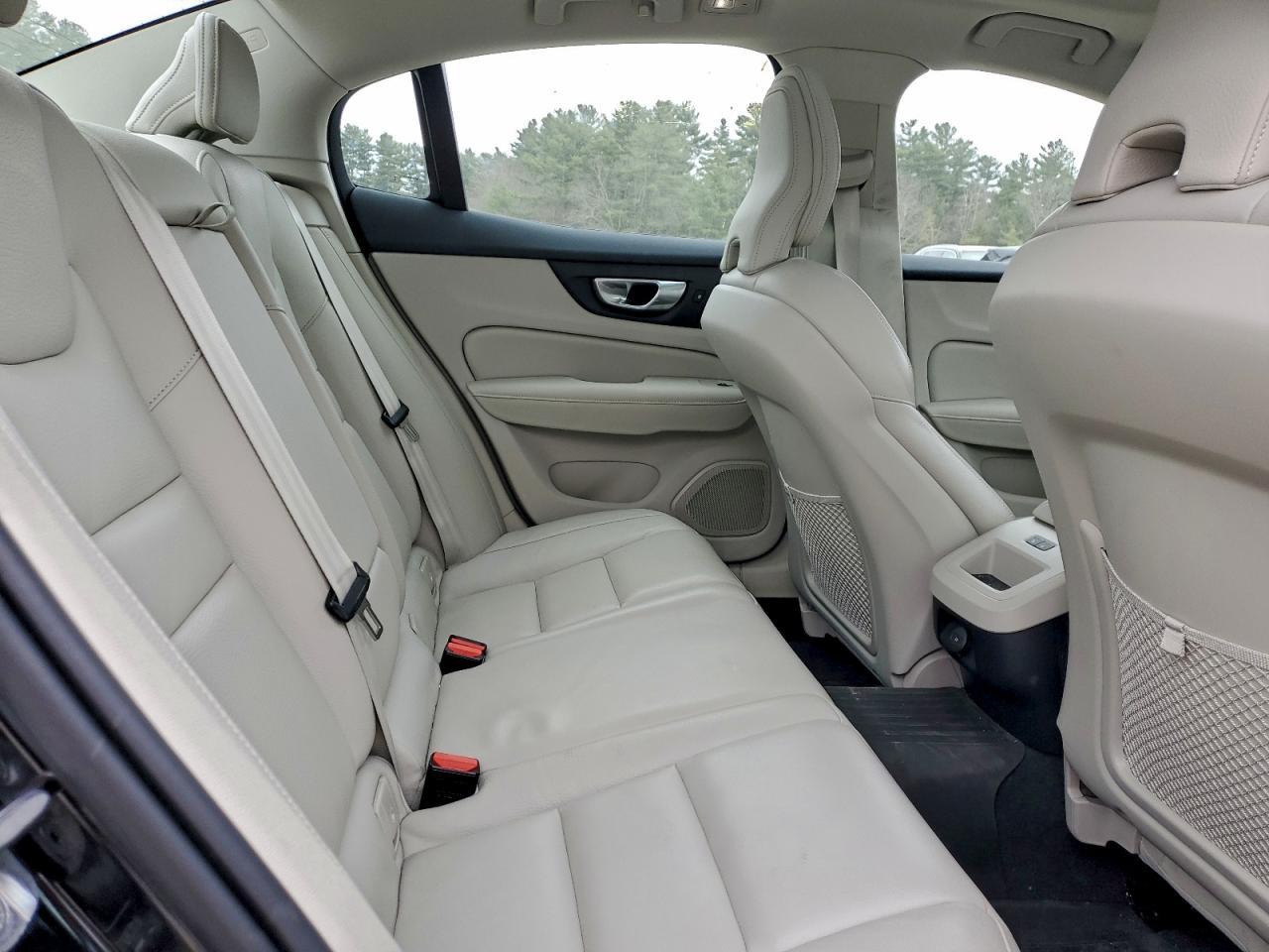 2024 VOLVO S60