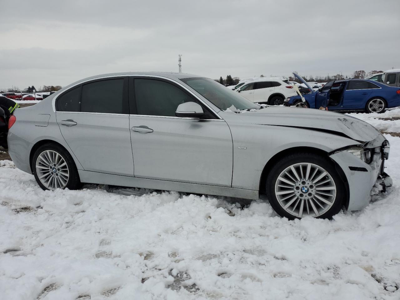 2013 BMW 3 SERIES