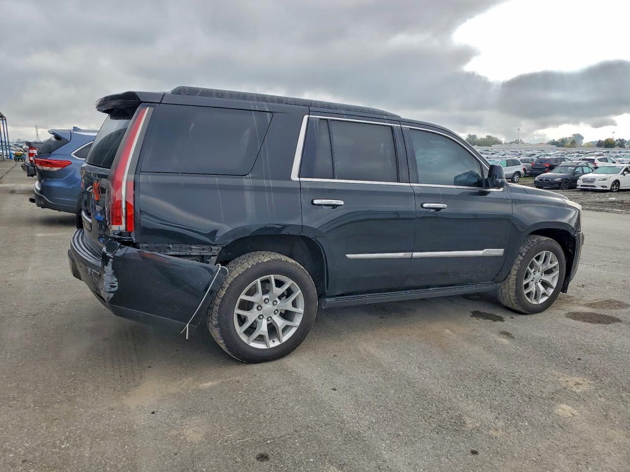 2016 CADILLAC ESCALADE