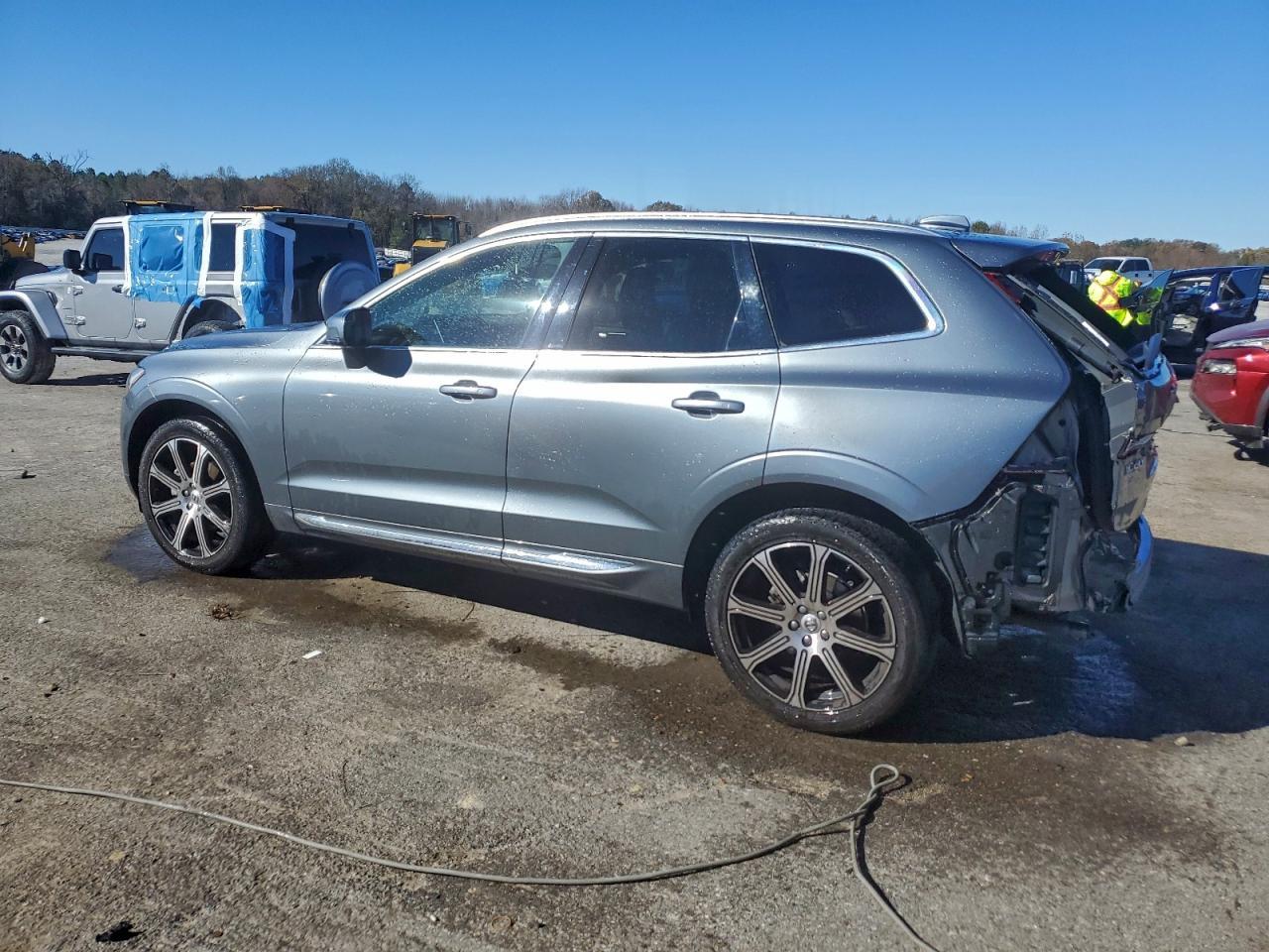 2020 VOLVO XC60