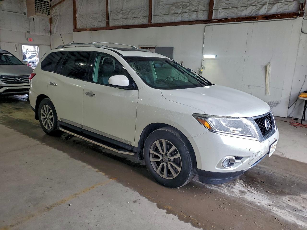 2016 NISSAN PATHFINDER