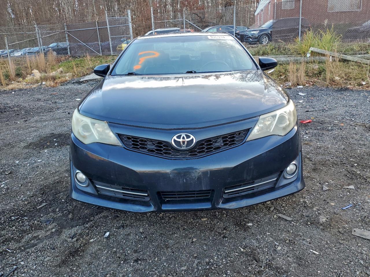 2014 TOYOTA CAMRY