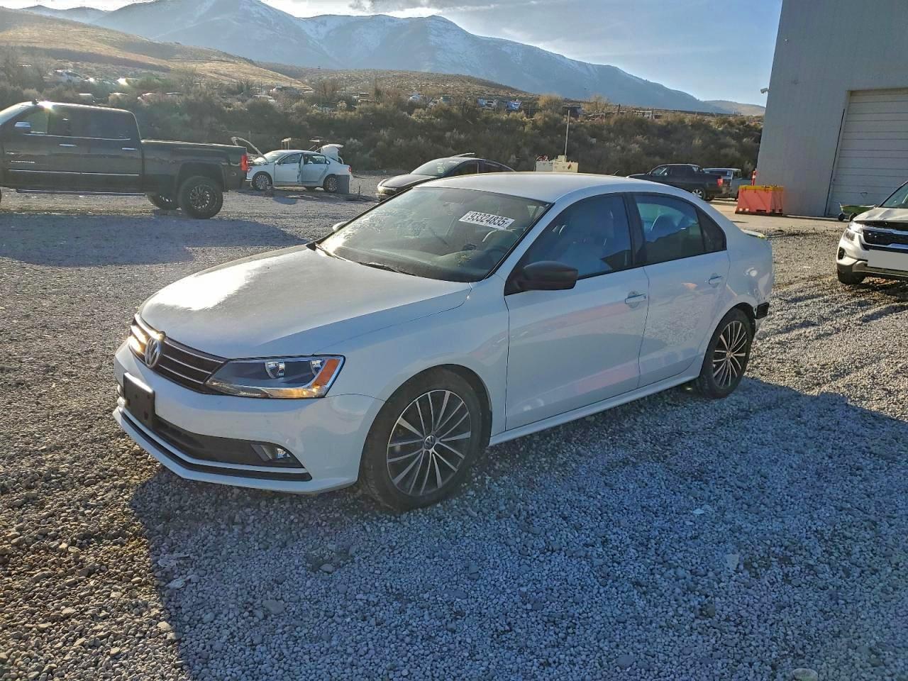 2015 VOLKSWAGEN JETTA