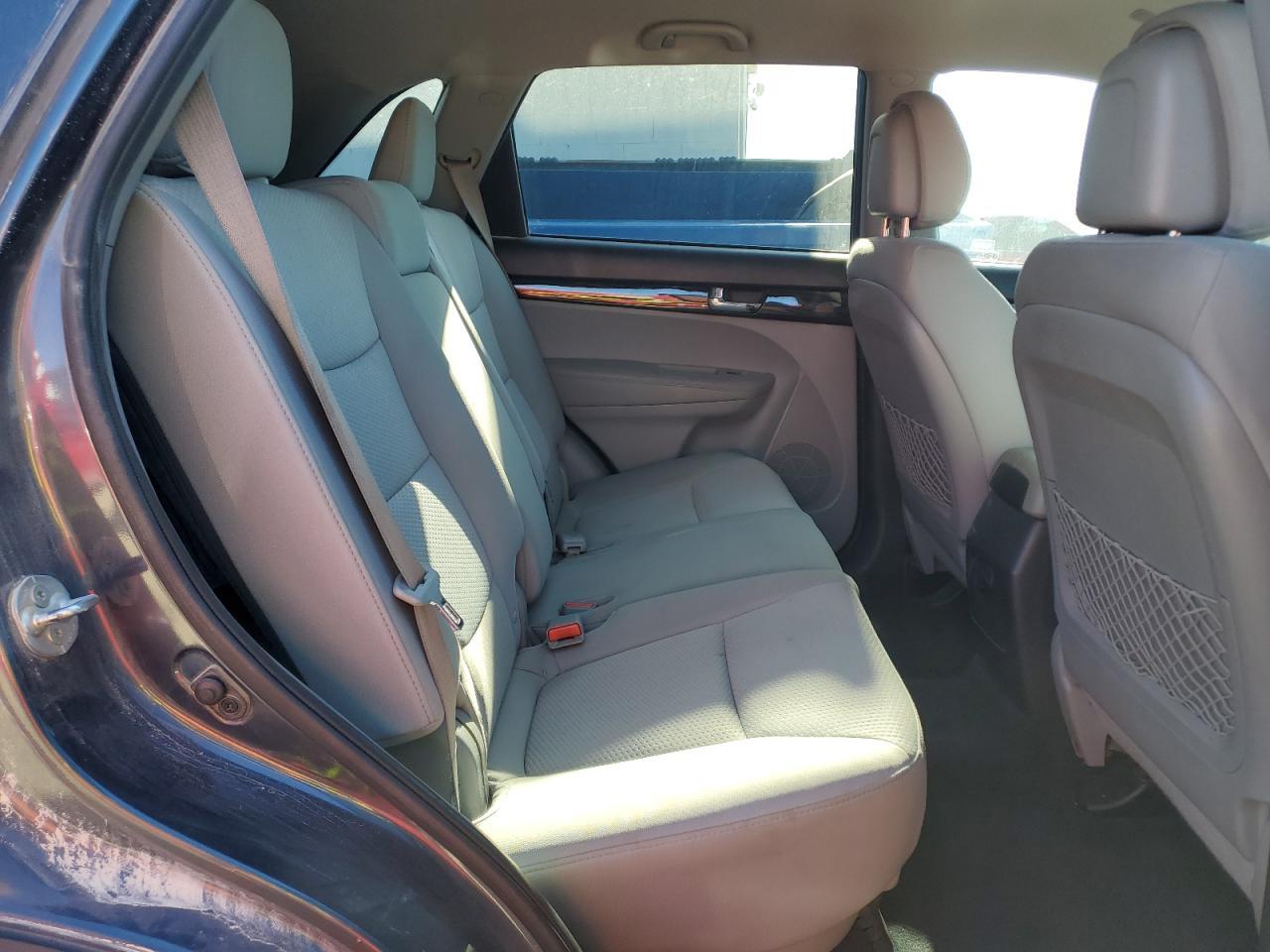 2012 KIA SORENTO