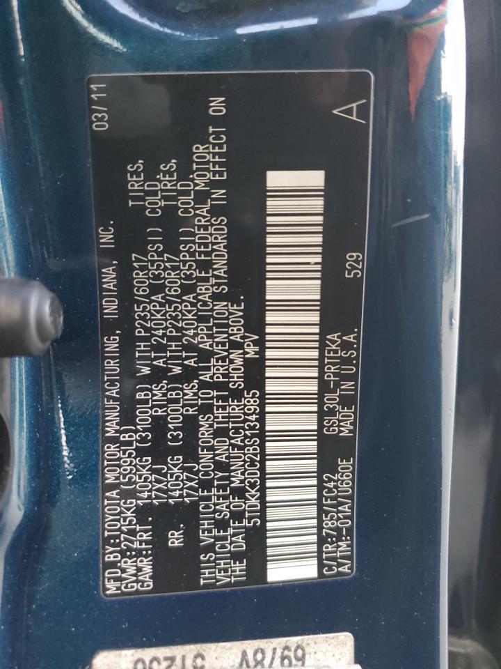 2011 TOYOTA SIENNA