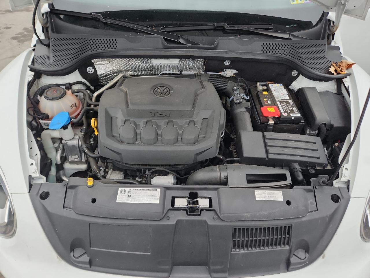 2018 VOLKSWAGEN Beetle