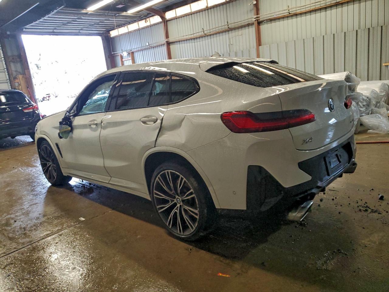 2022 BMW X4