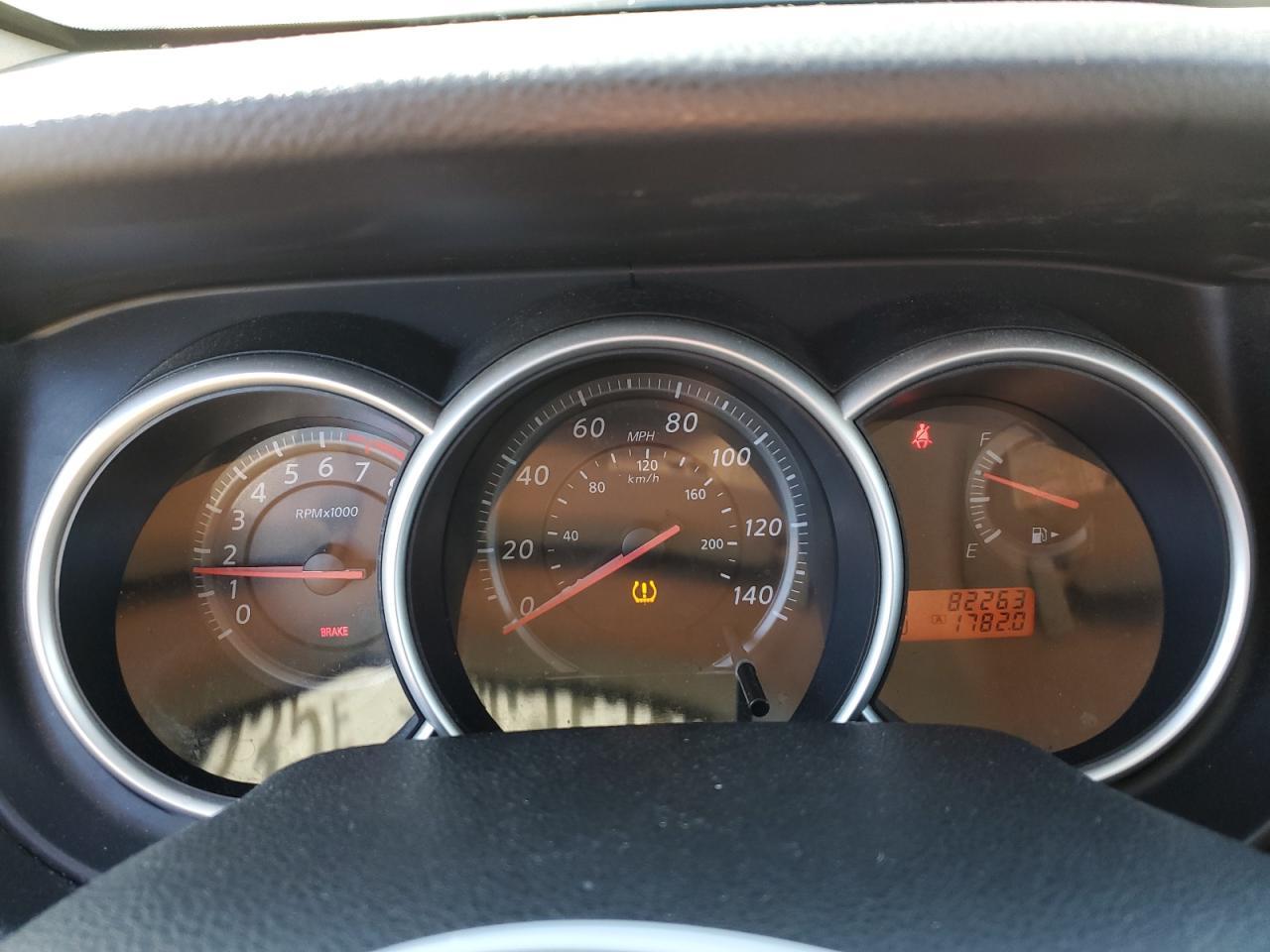 2011 NISSAN VERSA