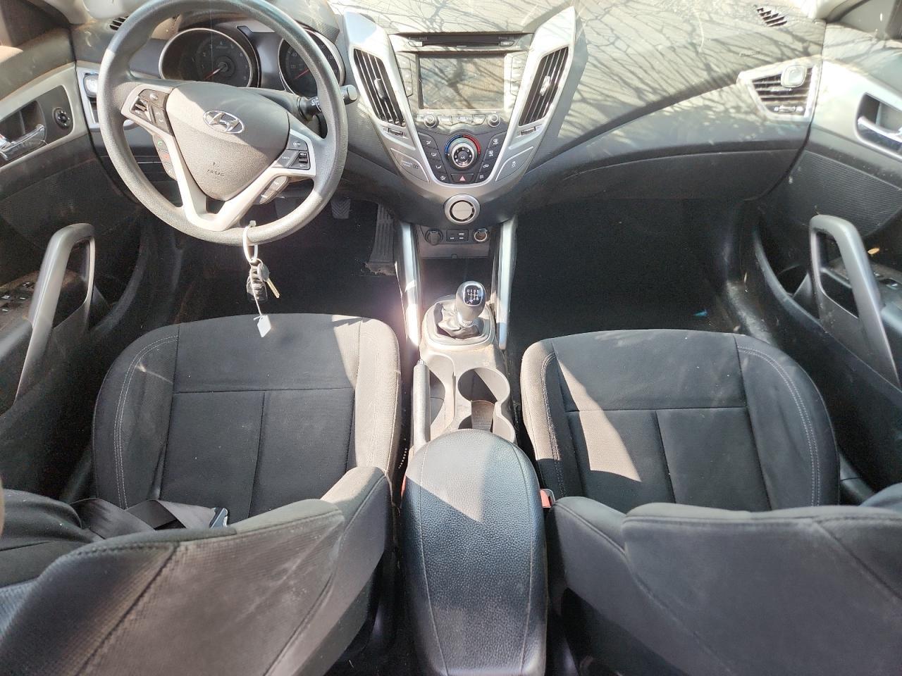 2016 HYUNDAI VELOSTER