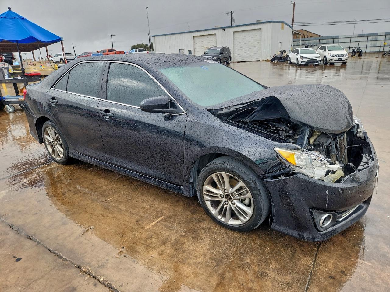 2014 TOYOTA CAMRY