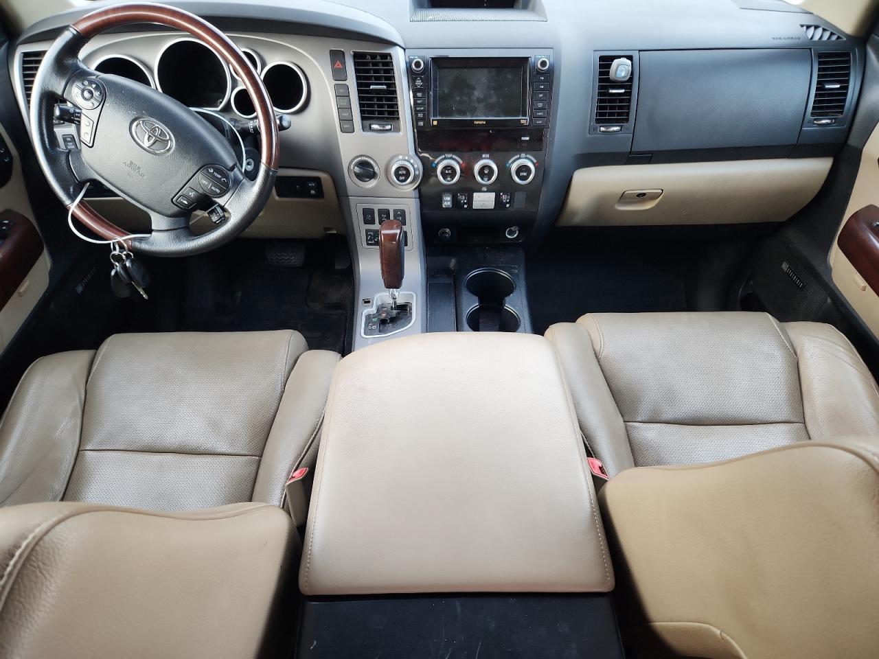 2012 TOYOTA Sequoia