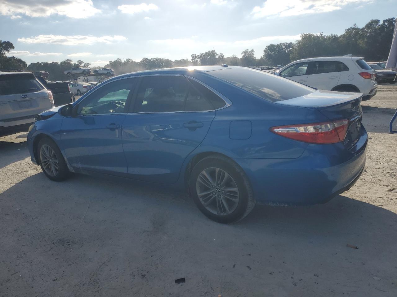 2017 TOYOTA CAMRY