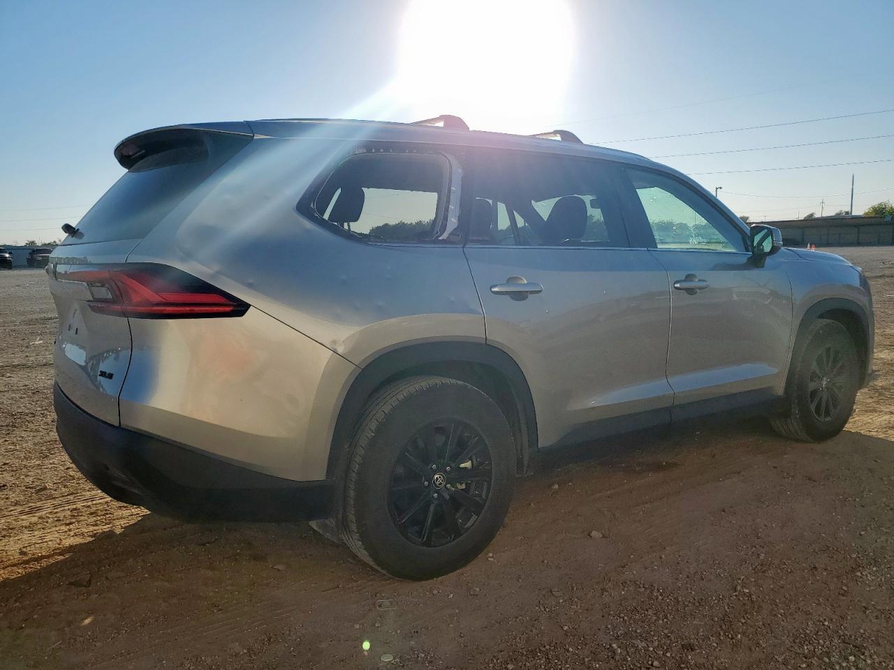 2024 TOYOTA HIGHLANDER