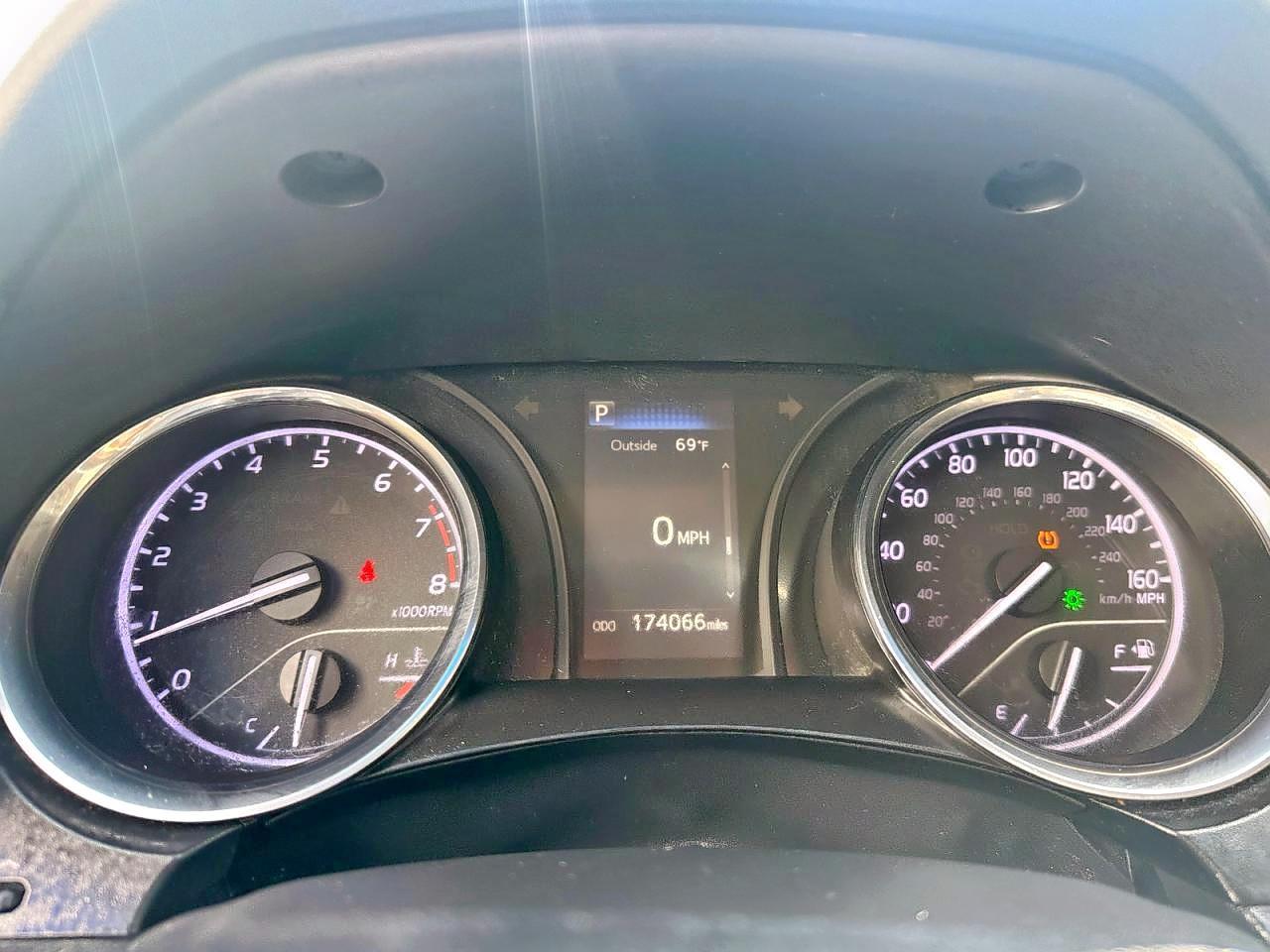 2018 TOYOTA CAMRY