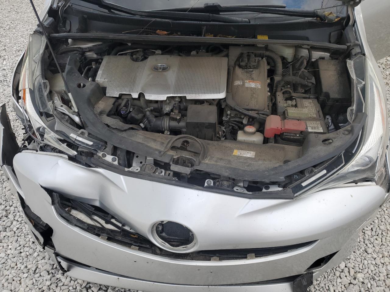 2016 TOYOTA PRIUS